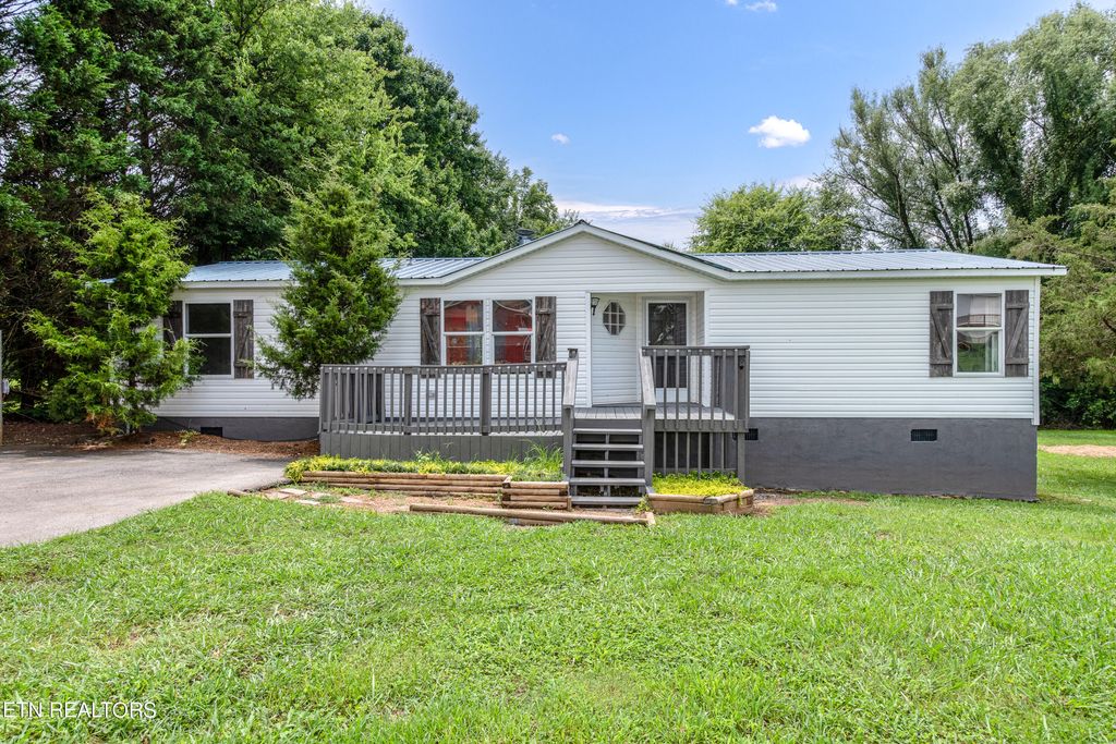Photo of 227 Kelsey Logan Drive, Walland, TN 37886 (MLS # 1238513)