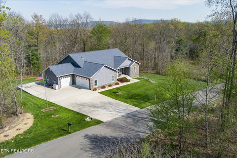 380 Mountain Preserve Pkwy Crab Orchard TN 37723