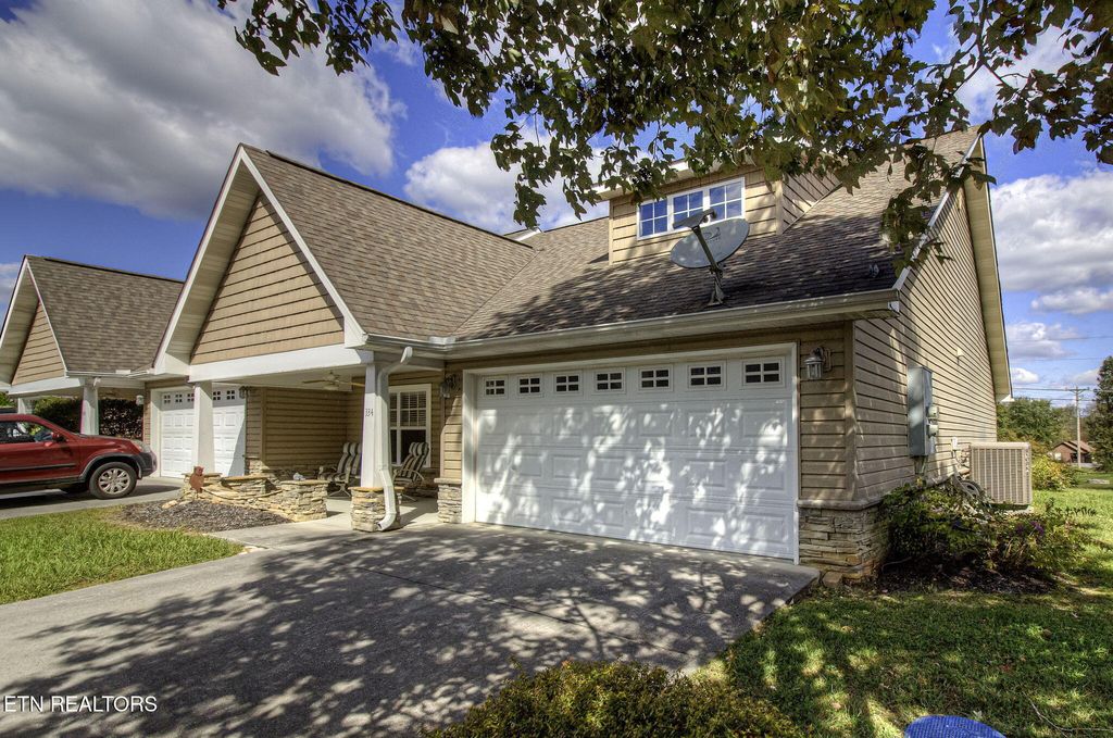 Photo of 334 Meriwether Way, Pigeon Forge, TN 37863 (MLS # 1282302)