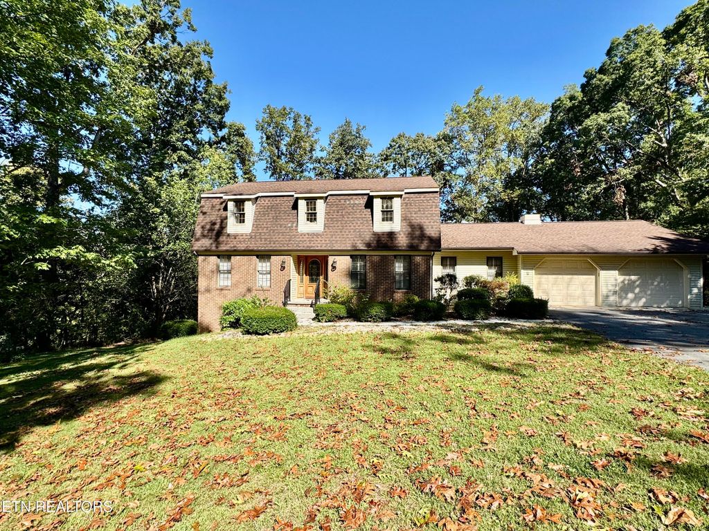 Photo of 1230 Stonewall Jackson Drive, Dandridge, TN 37725 (MLS # 1318167)