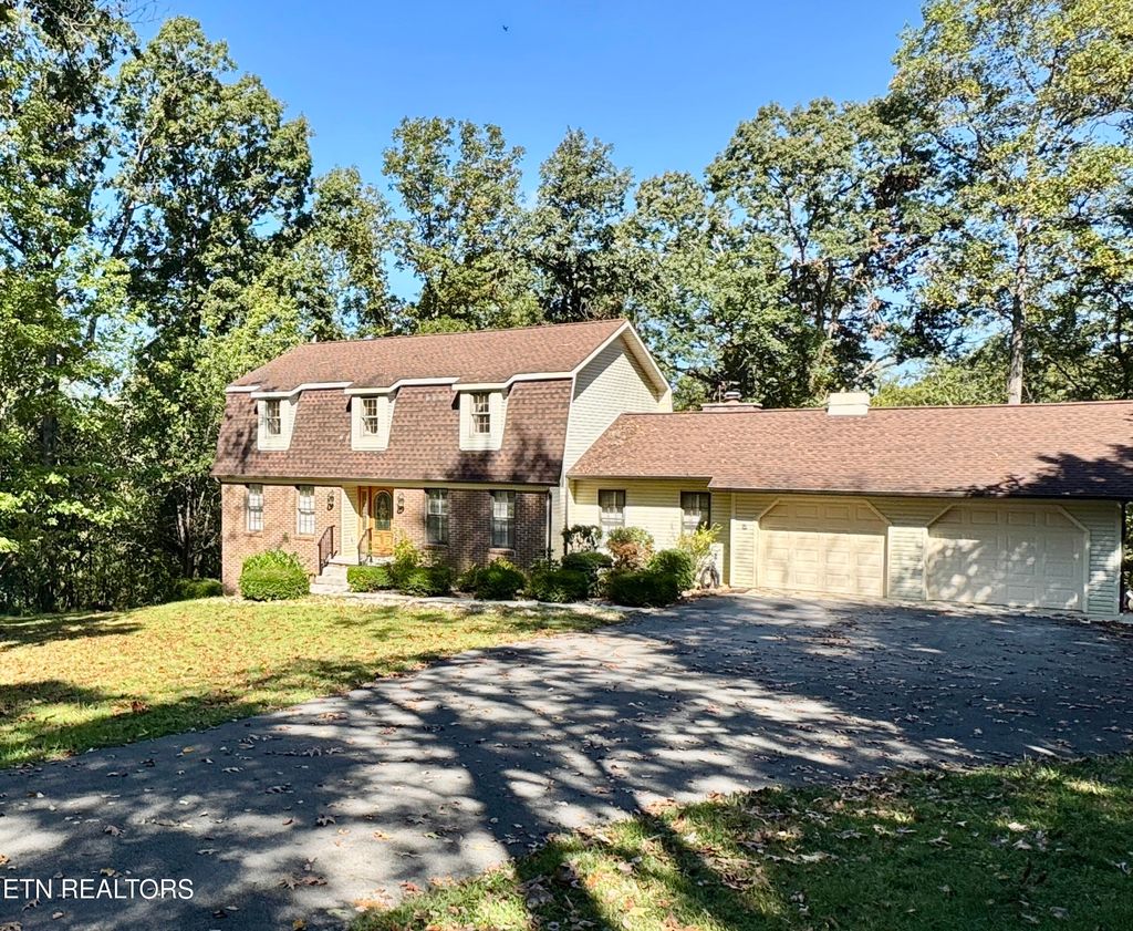 Photo of 1230 Stonewall Jackson Drive, Dandridge, TN 37725 (MLS # 1318167)