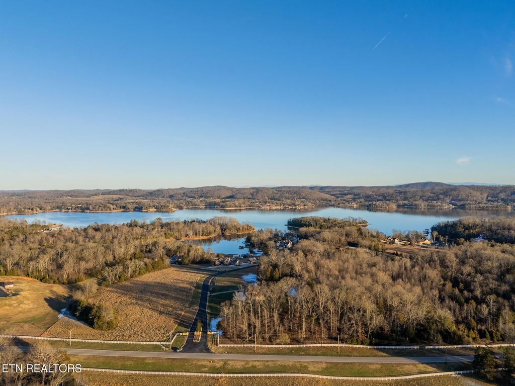 Photo of 477 W Shore Drive, Rockwood, TN 37854 (MLS # 1287481)