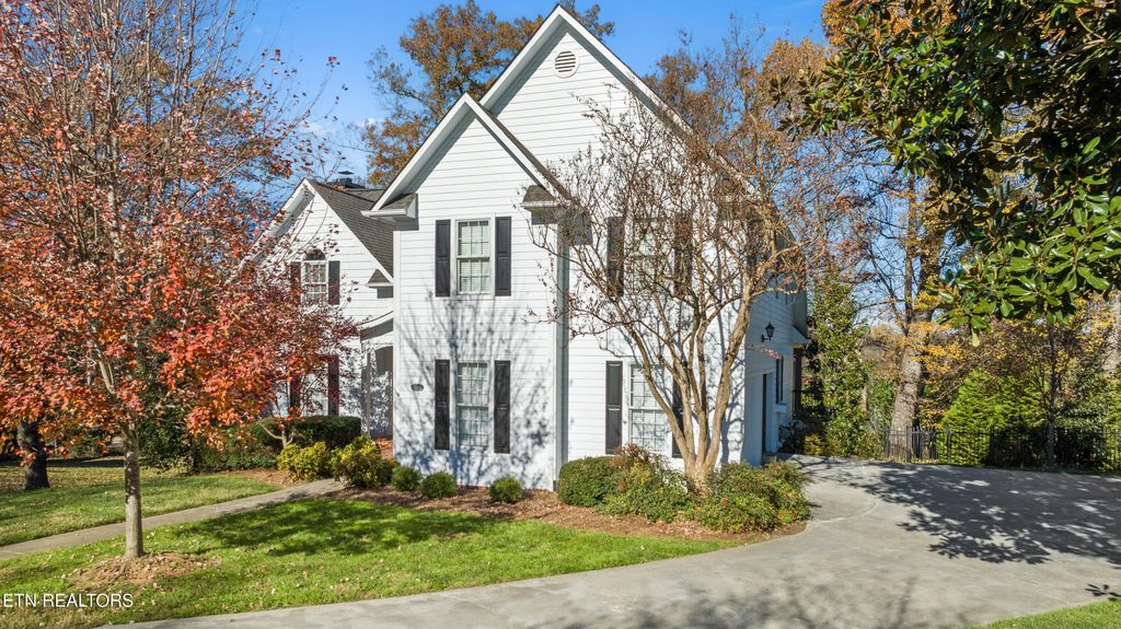 Photo of 1304 Edinburgh Place, Knoxville, TN 37919 (MLS # 1323061)
