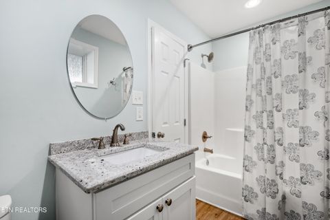 Tiny photo for 1304 Edinburgh Place, Knoxville, TN 37919 (MLS # 1323061)