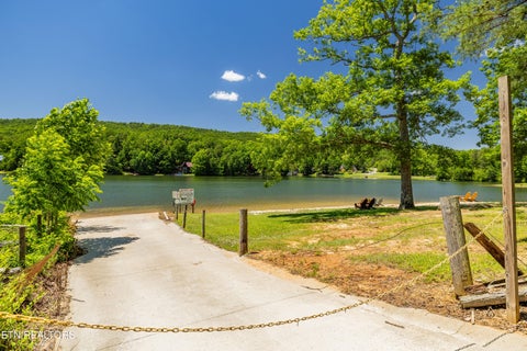 Tiny photo for 6011 Ohio St, Tallassee, TN 37878 (MLS # 1359289)