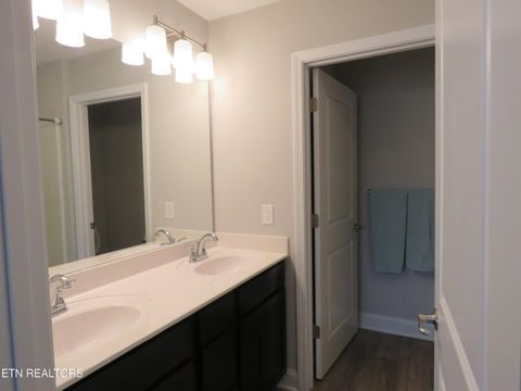 Tiny photo for 495 Harper Village Way, Lenoir City, TN 37771 (MLS # 1331380)