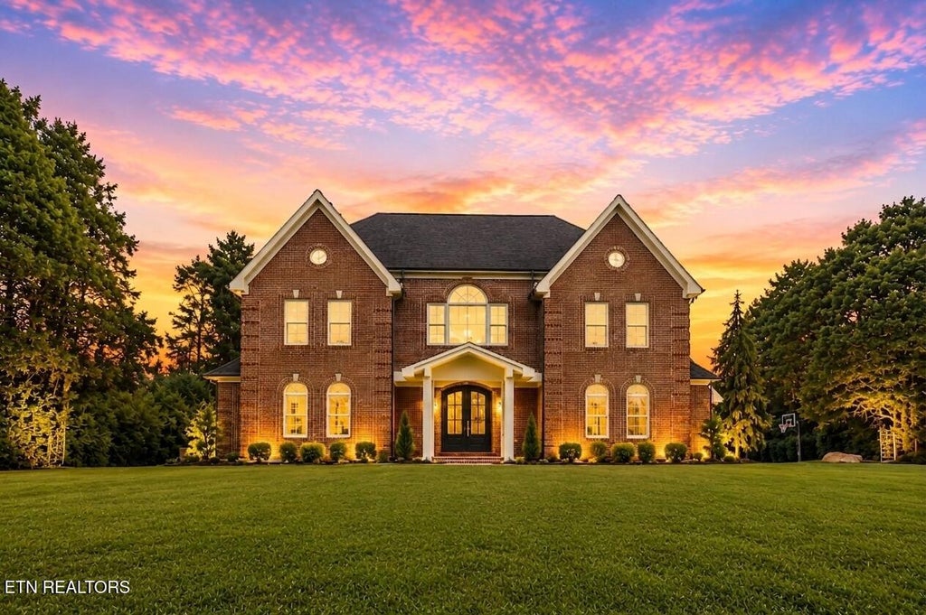 Photo of 8724 Inlet Drive, Knoxville, TN 37922 (MLS # 1351847)