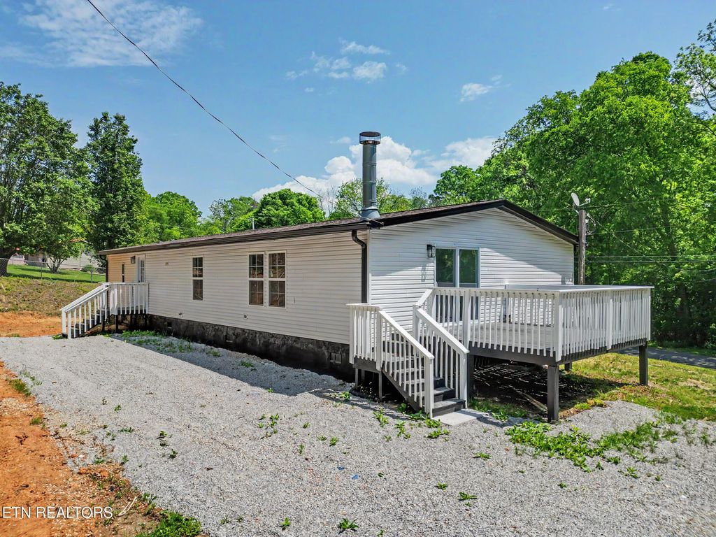 Photo of 736 Buck Creek Rd, Kingston, TN 37763 (MLS # 1338288)