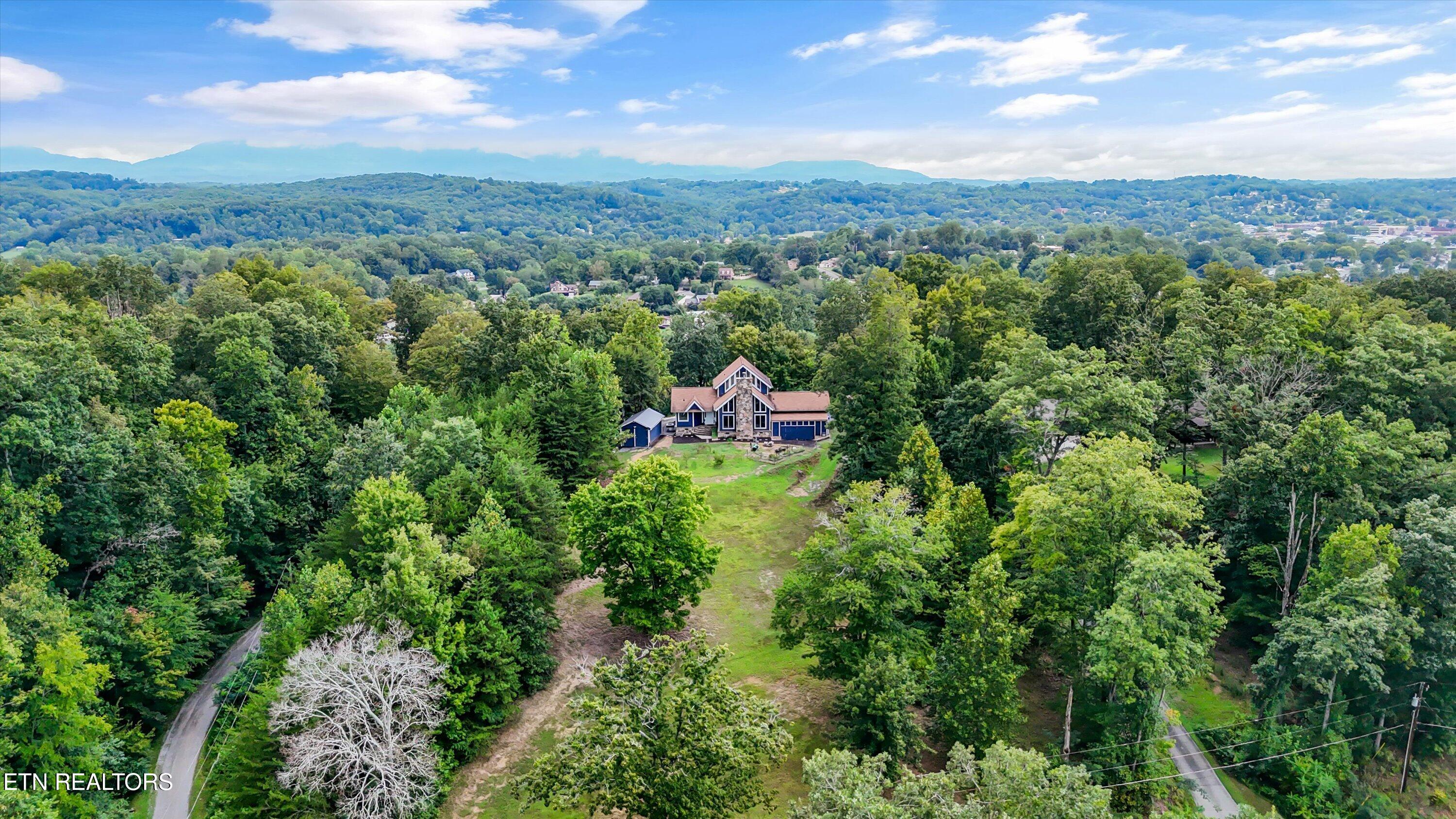 350 Ridgewood Drive