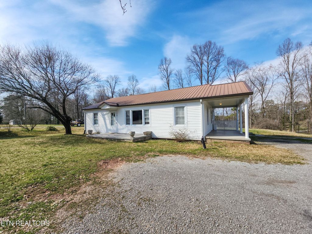 Photo of 41274129 Crippen Rd, Knoxville, TN 37918 (MLS # 1331630)