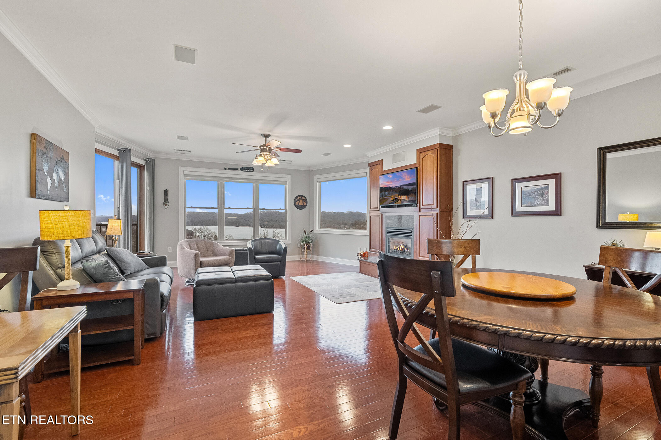 2834 Lake Pointe Drive