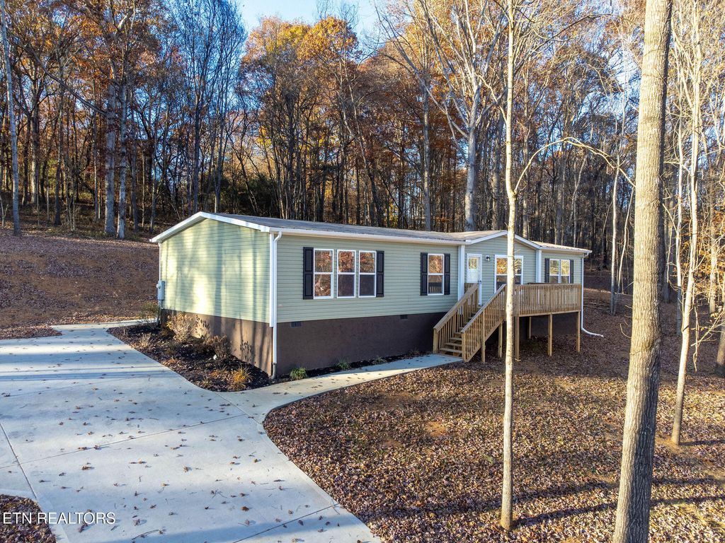 Photo of 9875 Corporate Park Drive, Loudon, TN 37774 (MLS # 1321939)