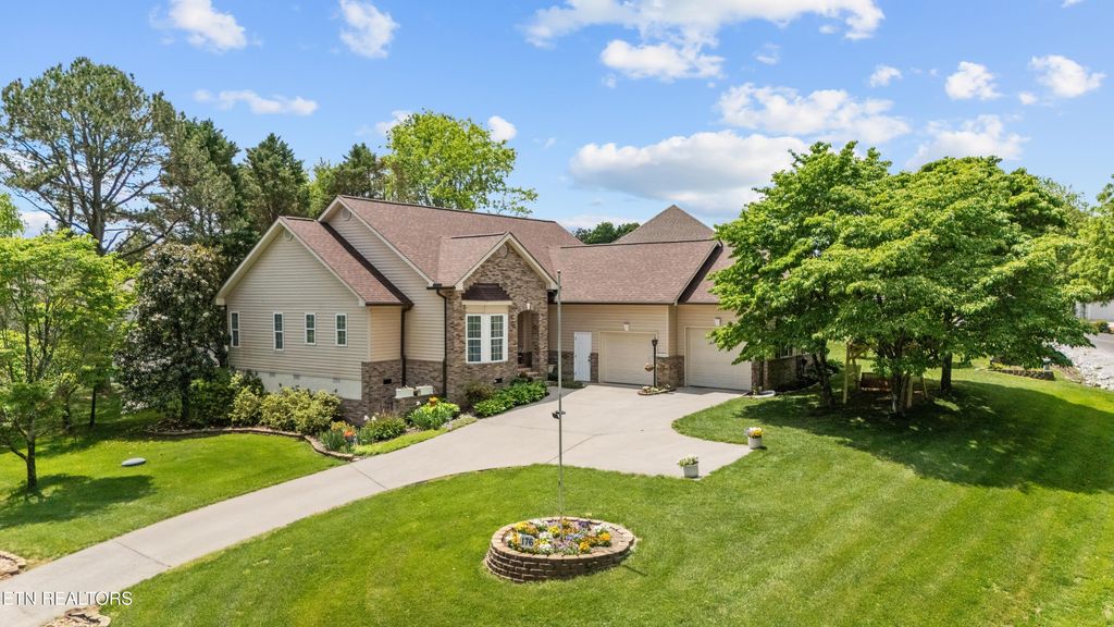 Photo of 176 Amohi Way, Loudon, TN 37774 (MLS # 1339859)