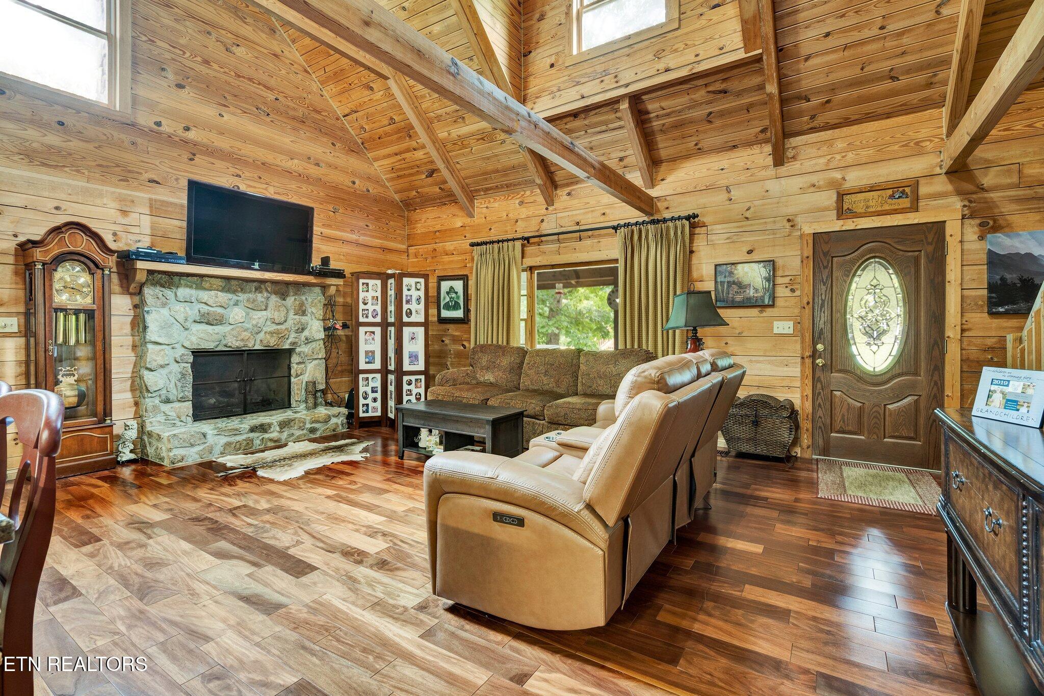 6435 Davis Hill Rd
