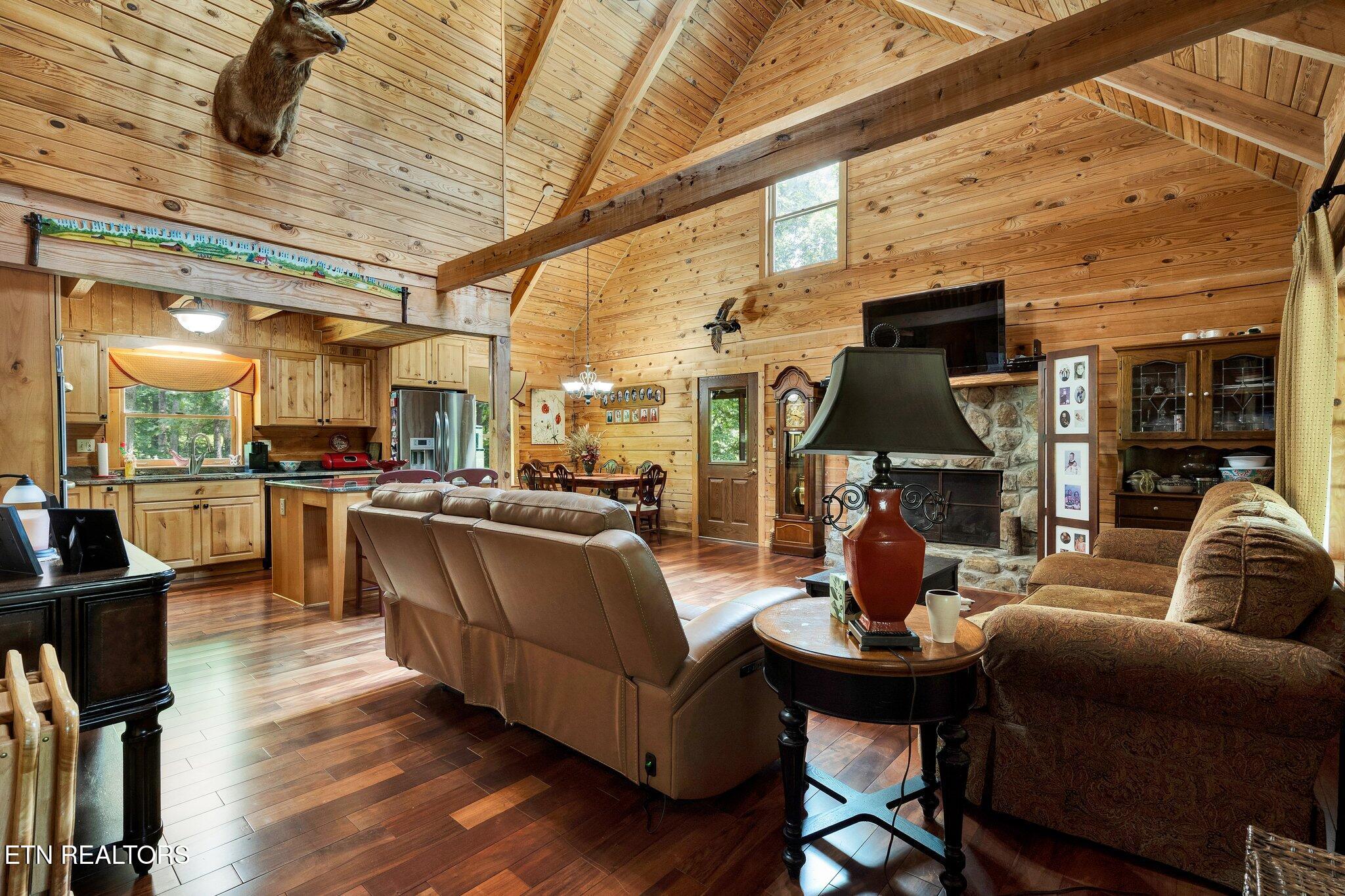 6435 Davis Hill Rd