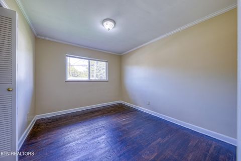 Tiny photo for 1932 Eastern Ave, Morristown, TN 37813 (MLS # 1318971)