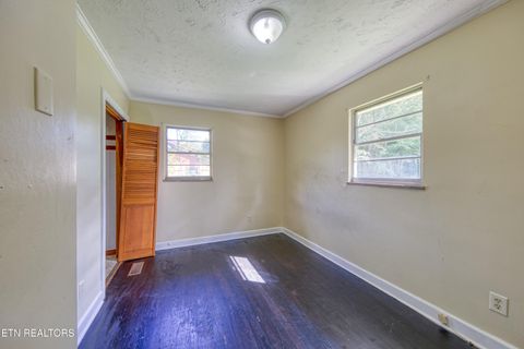 Tiny photo for 1932 Eastern Ave, Morristown, TN 37813 (MLS # 1318971)