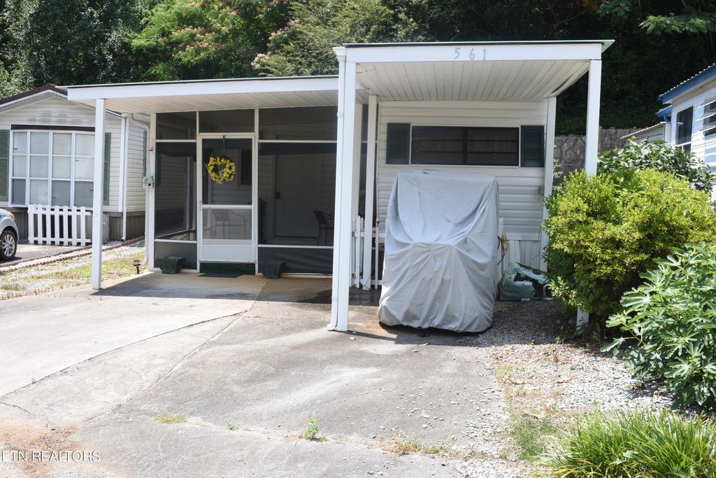 Photo of 561 Flamingo Circle, Townsend, TN 37882 (MLS # 1266499)