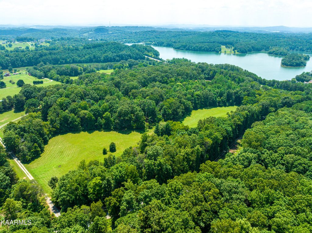 Photo of Peterson (6 Acres) Rd, Greenback, TN 37742 (MLS # 1234901)