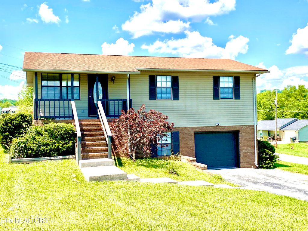 Photo of 186 Leabow Circle, Tazewell, TN 37879 (MLS # 1264302)