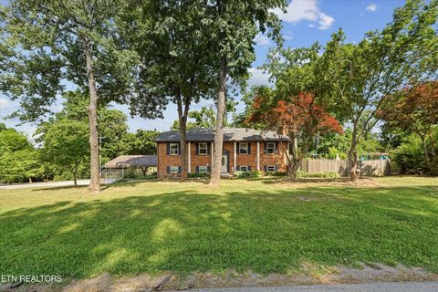 Photo of 140 Westmoreland Drive, Maryville, TN 37803 (MLS # 1341724)