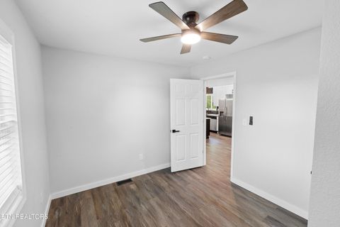 Tiny photo for 33 Melrose Ave, Englewood, TN 37329 (MLS # 1341174)