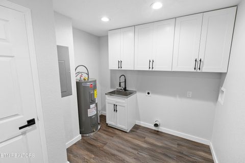 Tiny photo for 33 Melrose Ave, Englewood, TN 37329 (MLS # 1341174)