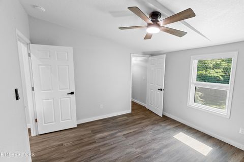 Tiny photo for 33 Melrose Ave, Englewood, TN 37329 (MLS # 1341174)