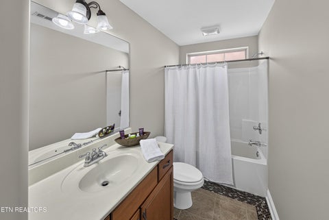 Tiny photo for 1237 Bishops View Lane, Knoxville, TN 37932 (MLS # 1359536)