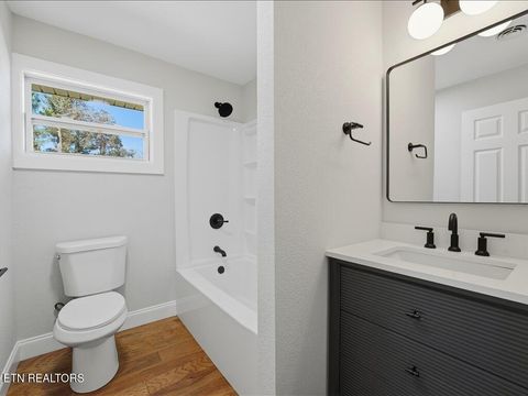 Tiny photo for 452 Wilder St, Morristown, TN 37813 (MLS # 1334359)