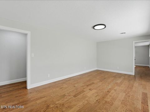 Tiny photo for 452 Wilder St, Morristown, TN 37813 (MLS # 1334359)