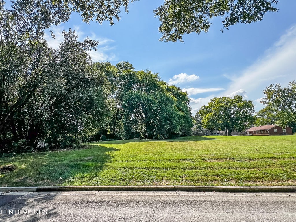 Photo of 0 Federal Blvd, Farragut, TN 37934 (MLS # 1356410)