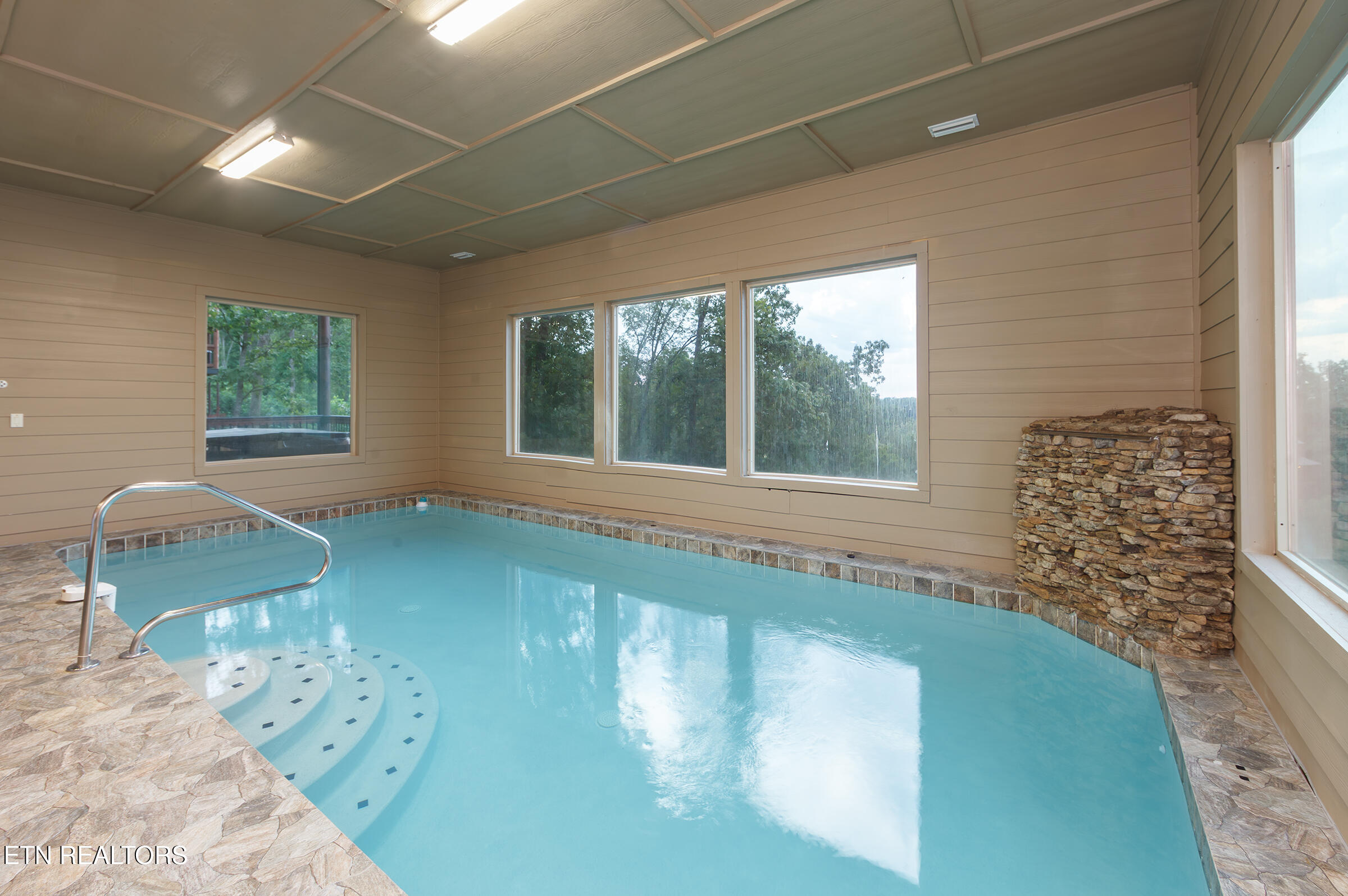 1114 Woodland Trek Lane