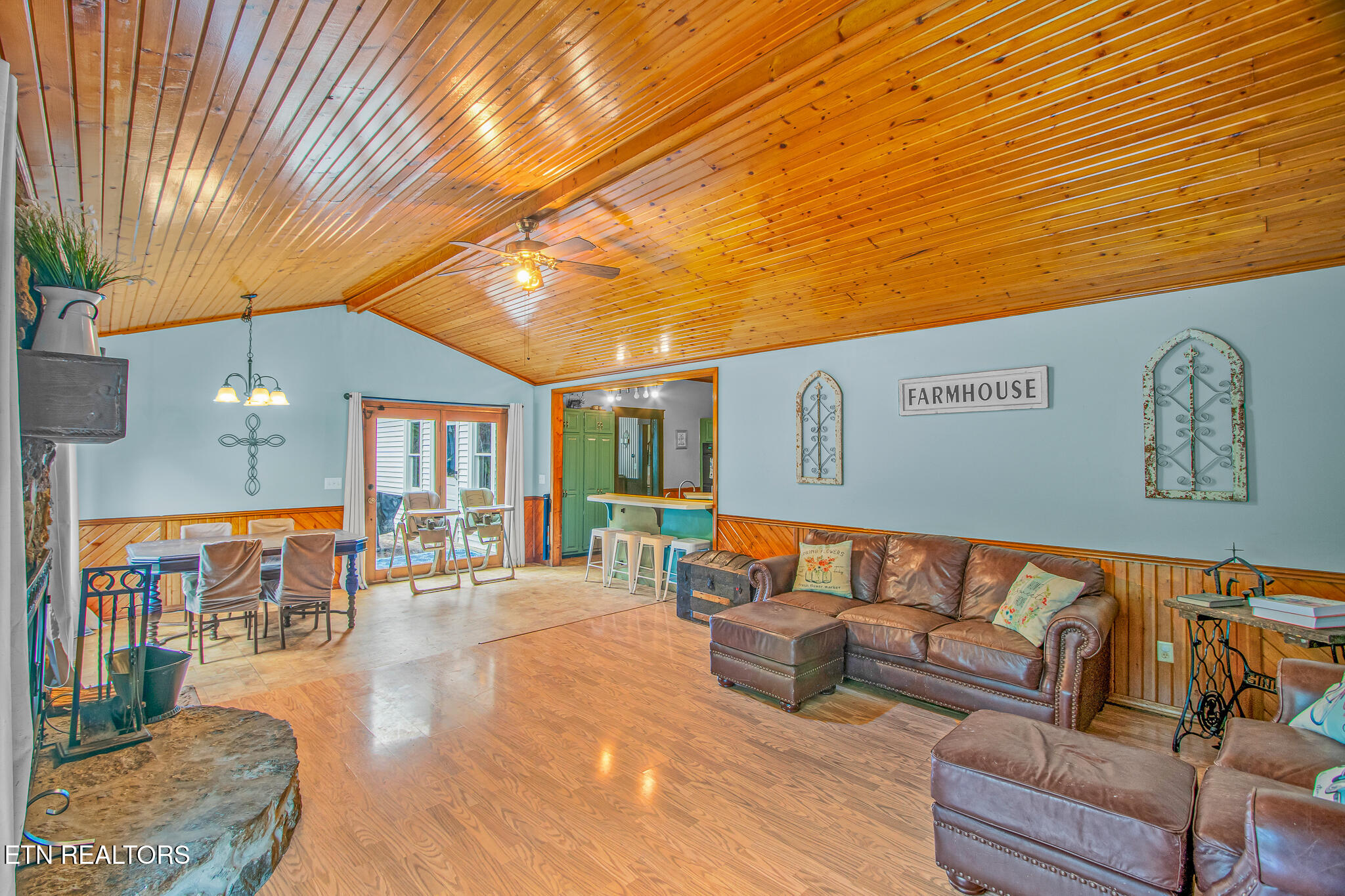 283 Hunting Creek Rd