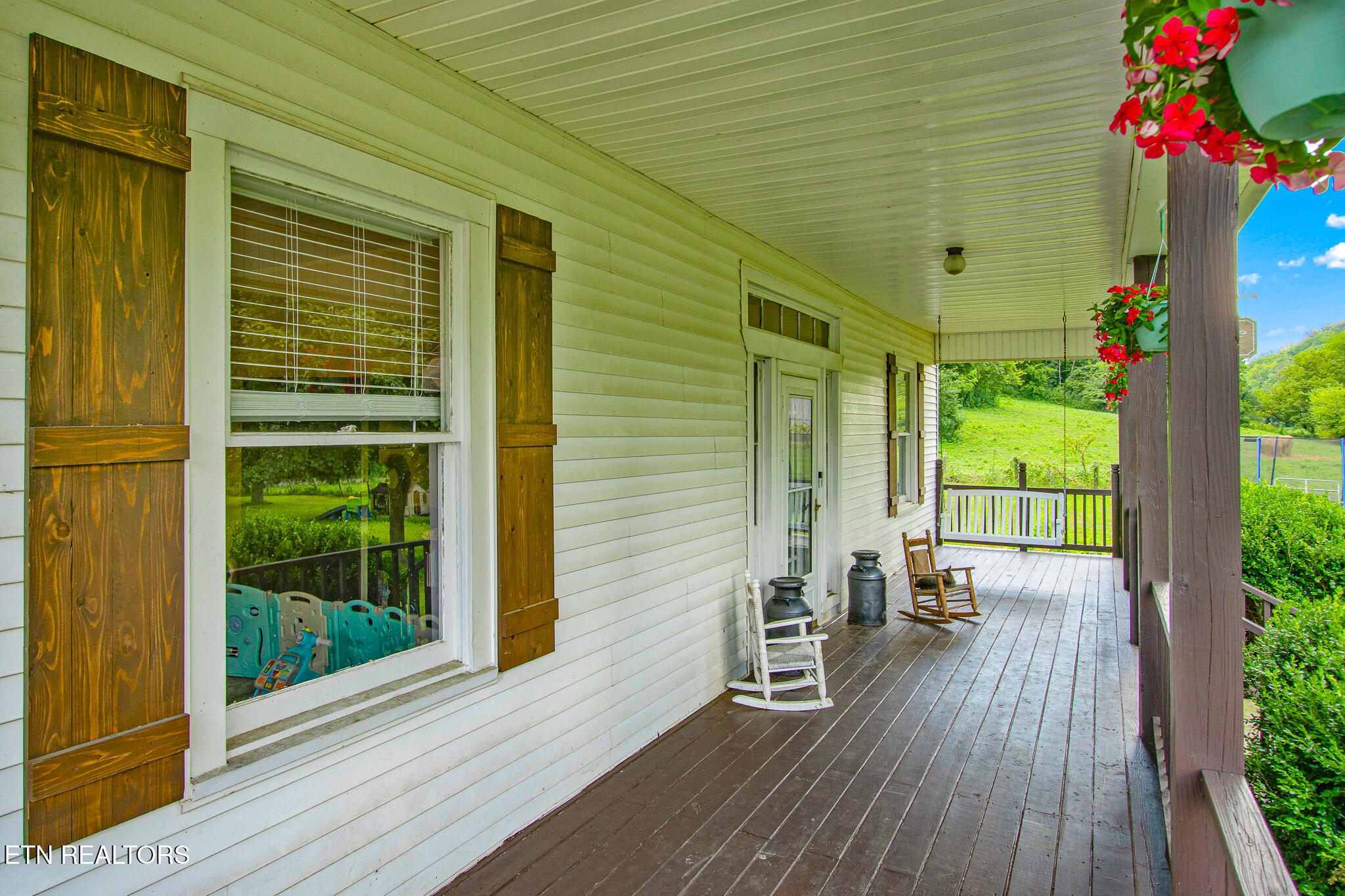 283 Hunting Creek Rd