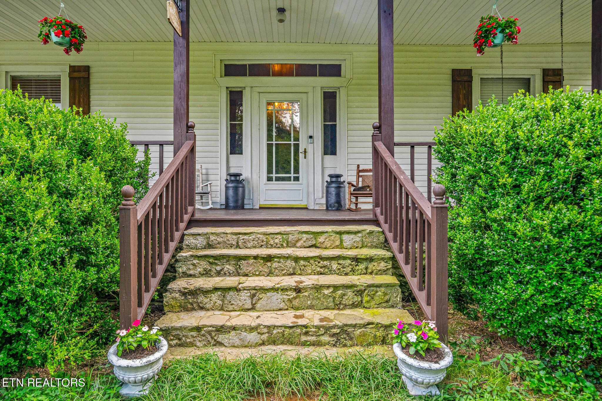 283 Hunting Creek Rd