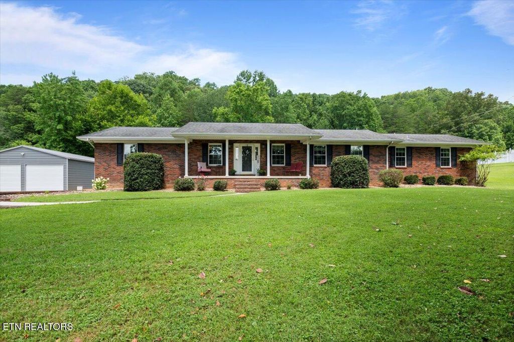 Photo of 756 Old Lake City Hwy, Rocky Top, TN 37769 (MLS # 1309076)