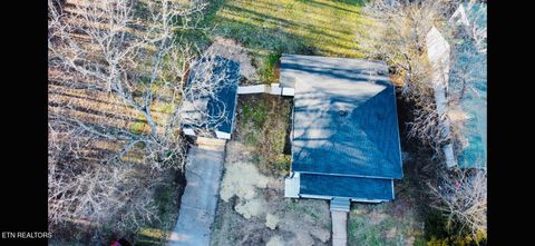 Tiny photo for 1107 W Broadway St, Lenoir City, TN 37771 (MLS # 1338467)