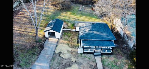 Tiny photo for 1107 W Broadway St, Lenoir City, TN 37771 (MLS # 1338467)