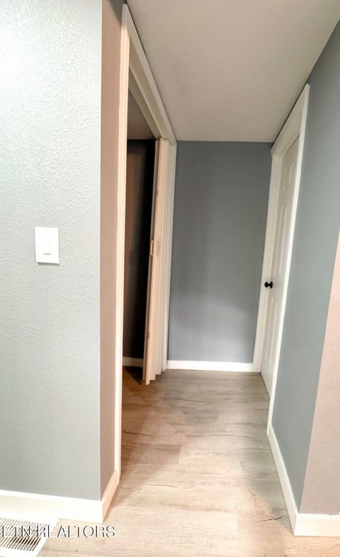 Tiny photo for 1107 W Broadway St, Lenoir City, TN 37771 (MLS # 1338467)