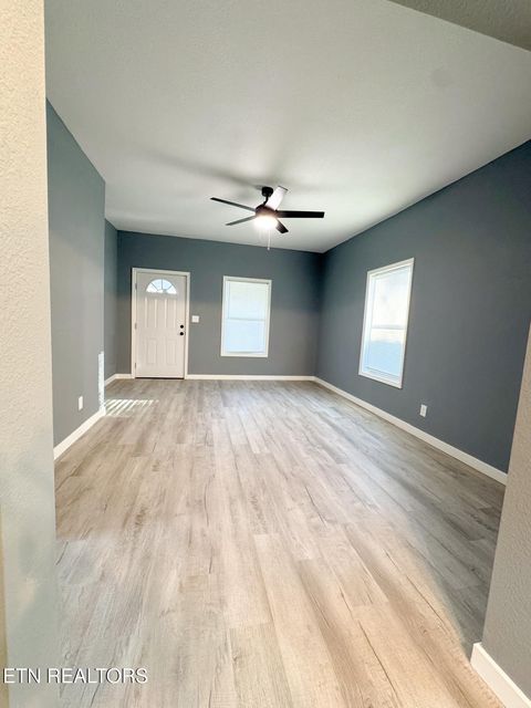 Tiny photo for 1107 W Broadway St, Lenoir City, TN 37771 (MLS # 1338467)