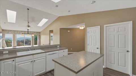 Tiny photo for 509 Cimarron Circle, Loudon, TN 37774 (MLS # 1357570)