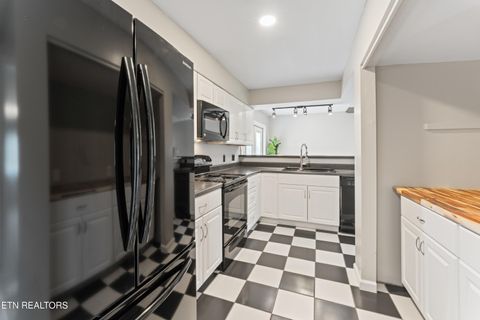 Tiny photo for 7306 Bennington Drive, Knoxville, TN 37909 (MLS # 1322683)