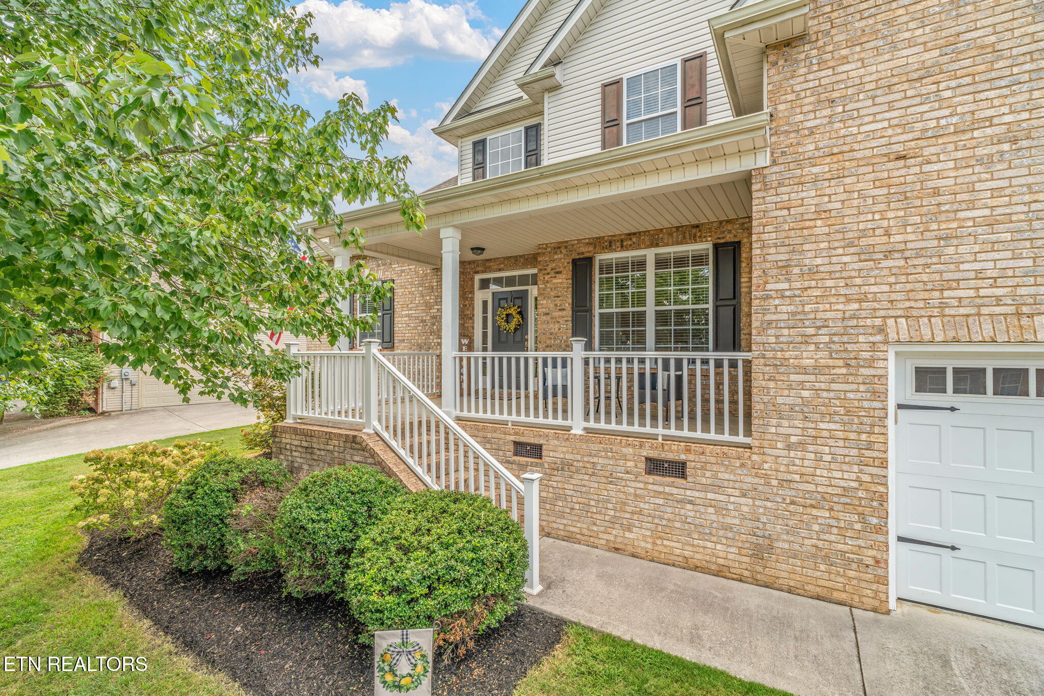 8104 Canter Lane