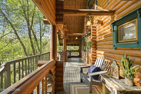 Tiny photo for 154 Smoky Mountain Way, Sevierville, TN 37876 (MLS # 1349874)