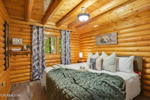 Tiny photo for 154 Smoky Mountain Way, Sevierville, TN 37876 (MLS # 1349874)