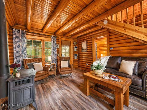 Tiny photo for 154 Smoky Mountain Way, Sevierville, TN 37876 (MLS # 1349874)