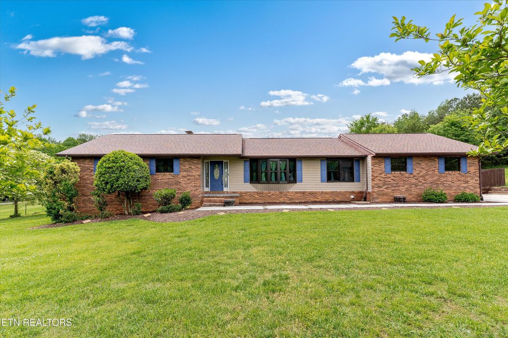 Photo of 319 Jones Lane, Clinton, TN 37716 (MLS # 1299859)