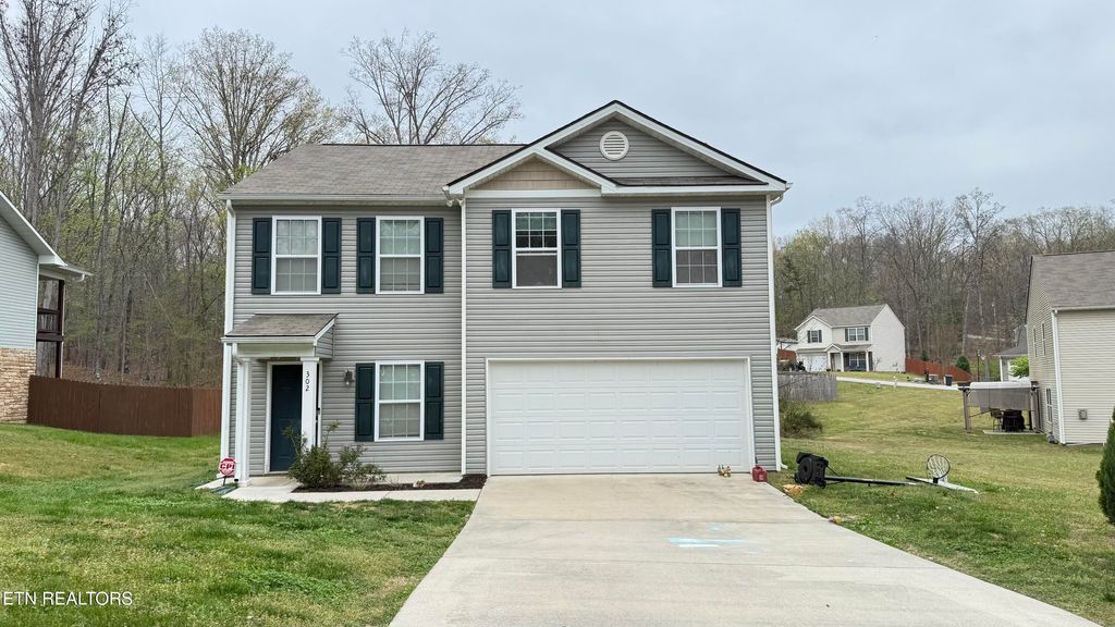 Photo of 302 Homestead Court, Kingston, TN 37763 (MLS # 1335031)