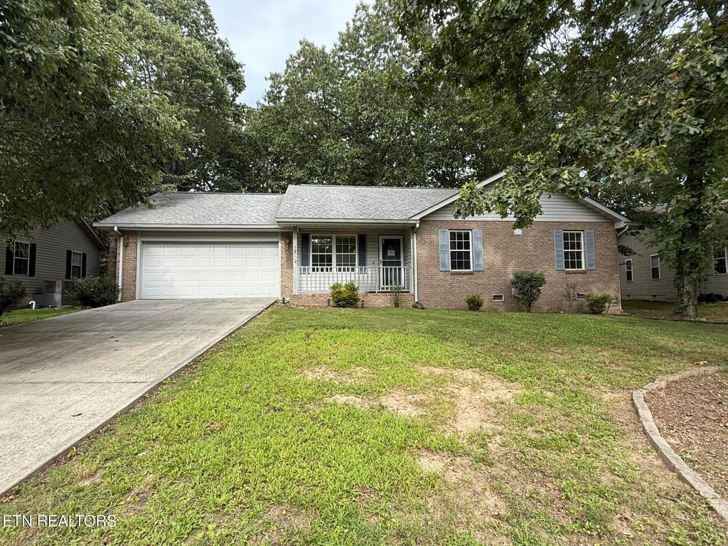 Photo of 131 Cromwell Lane, Crossville, TN 38558 (MLS # 1305351)